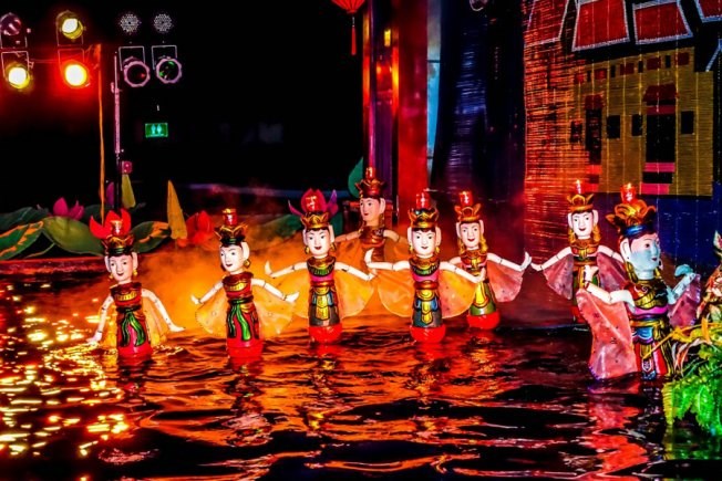 MÚA RỐI NƯỚC