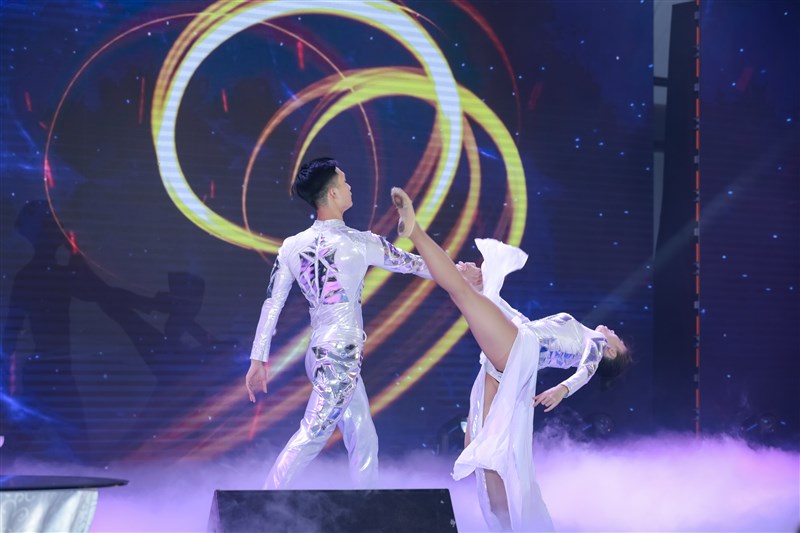 BIỂU DIỄN NGHỆ THUẬT